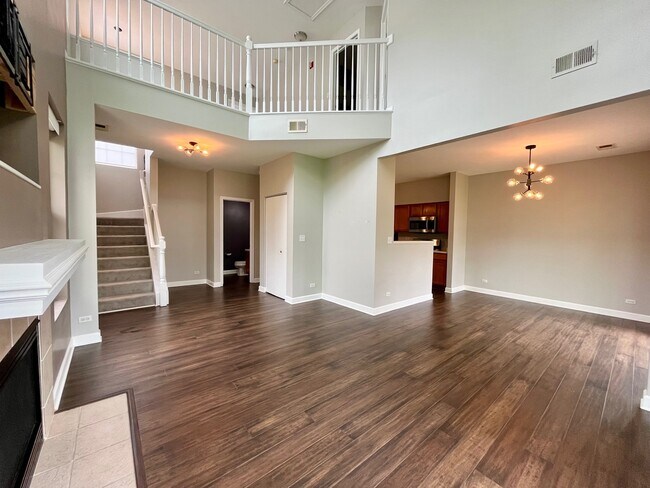 Photo - 1919 Golden Gate Ln