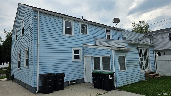 107 Fowler Ave