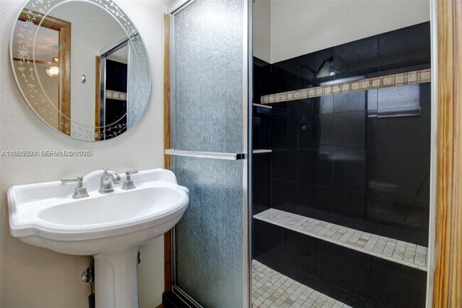 Photo - 10250 Caribbean Blvd