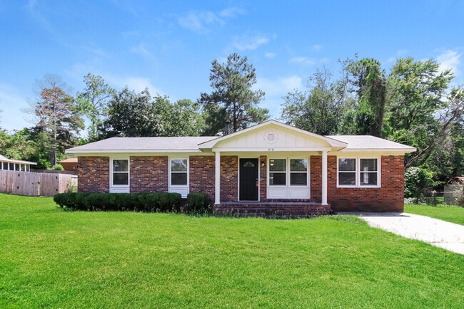 Building Photo - Charming 3 Bedroom Brick Home in North Augusta, SC
