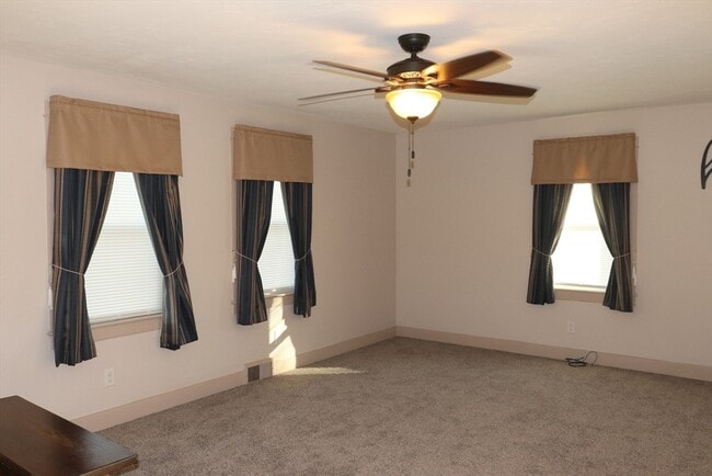 Photo - 11 Fitchburg Rd