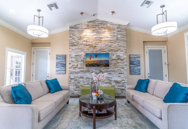 Casa club - Trails at Loma