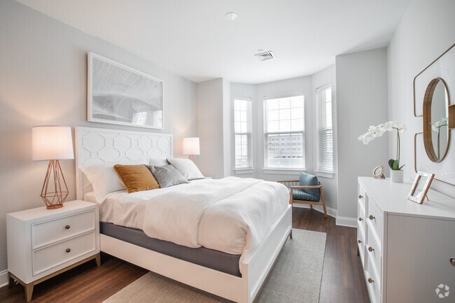 2 BR, 2 BA - 1,162 SF