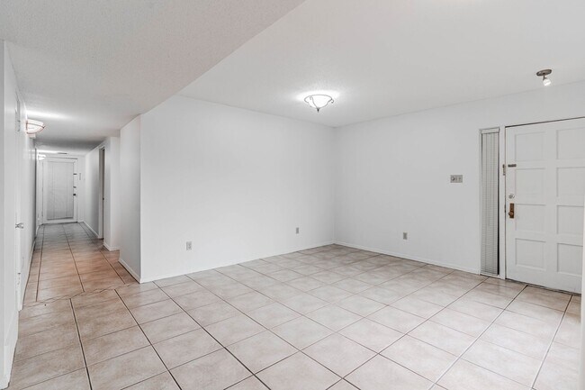 Photo - 2BD/2BA Condo located in Perkins Gardens