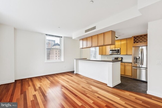 Building Photo - 111 S 15th St Unit 1903 Rental