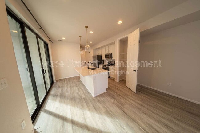 Photo - 4125 Fultondale St