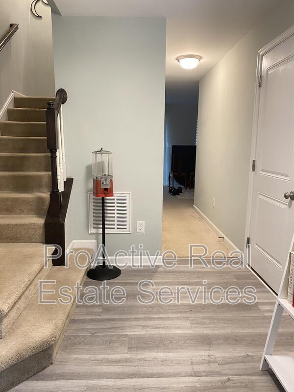 Photo - 4319 Saltmarsh Ln