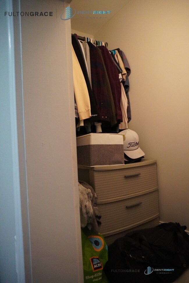 Photo - 1846 W 18th St Unit 2F