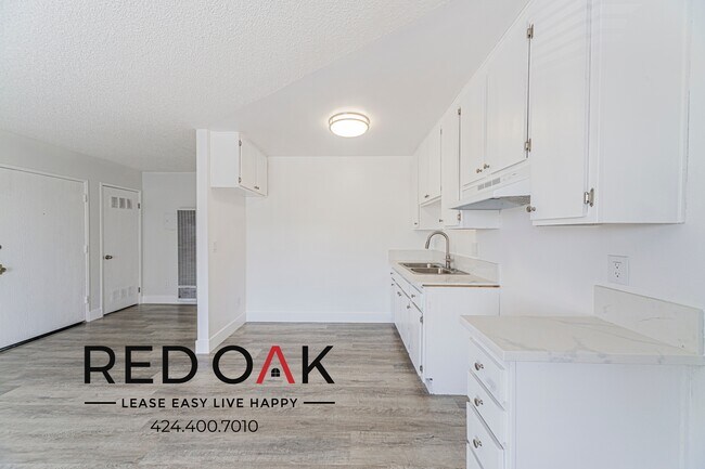12883 San Fernando Rd Unit 8