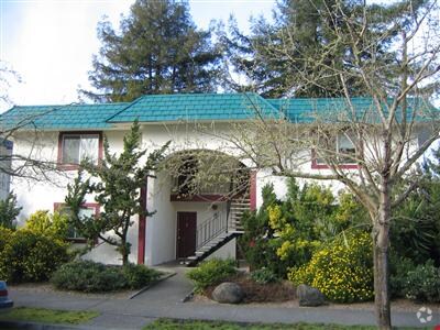 Photo - 2805 Saint Paul