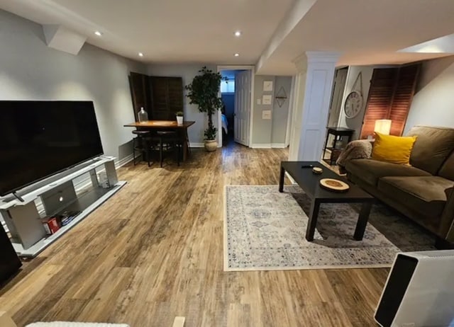 Photo - 129 Beland Av S