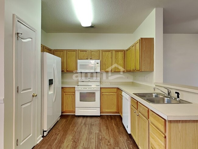 Photo - 8 War Admiral Way