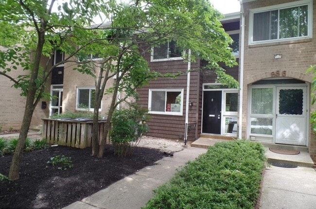 Photo - 884 New Mark Esplanade