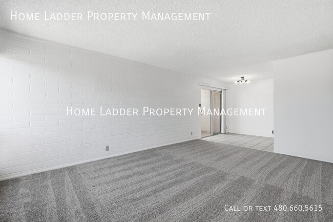 4917 N 73rd St Unit 17