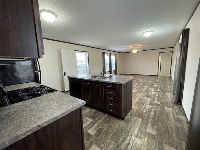 Photo - 235 Schirra Ave