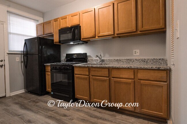 Photo - 6611 S Greenwood Ave