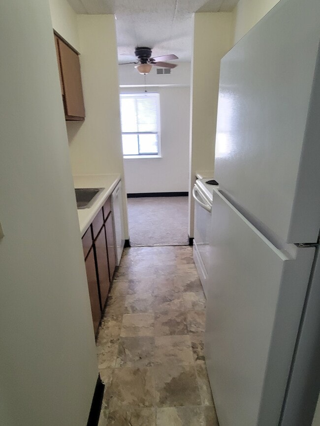 Building Photo - Crafton Broadhead Apartments