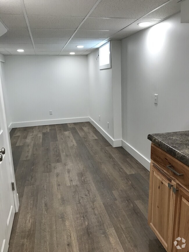 Building Photo - 1625 S Main St Unit D Rental