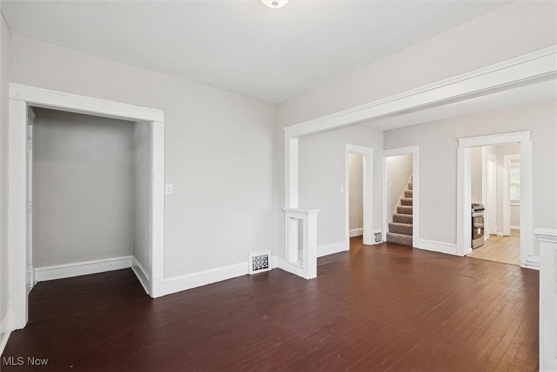 Photo - 2302 Saratoga Ave