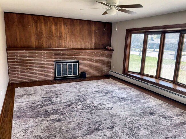 Photo - 1045 S Pitt St