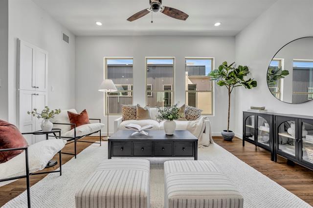 Building Photo - 5806 Bryan Pkwy Unit 101