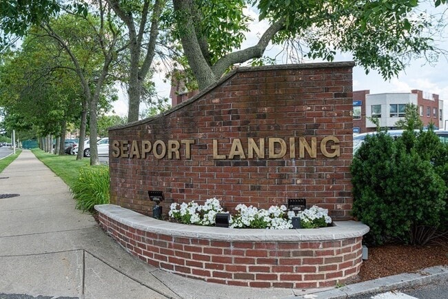 Building Photo - 154 Lynnway Unit 309