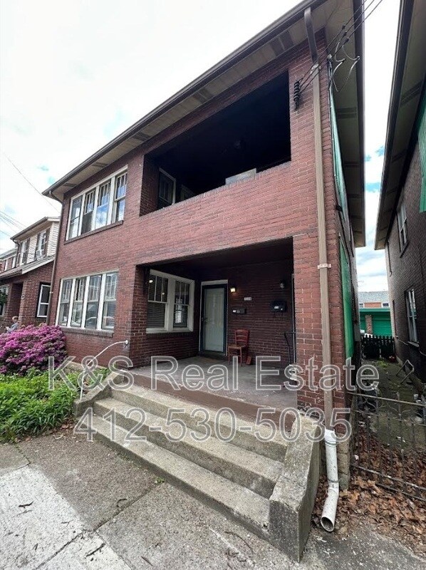 Photo - 2006 Monroe Street - 1