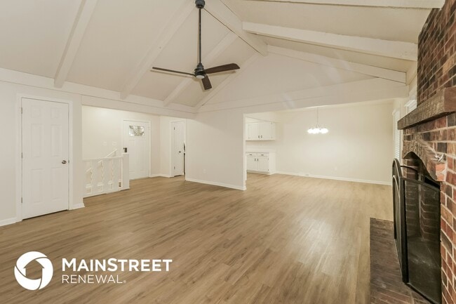 Photo - 400 NE Lee Dr