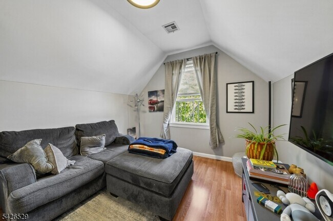 Photo - 133 Franklin Ave