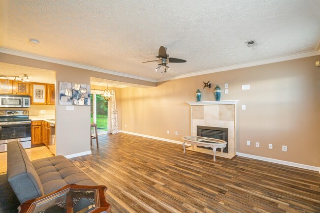 Photo - 2376 Wadsworth Dr