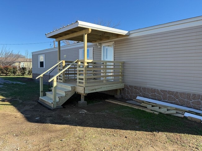 Building Photo - 3104 N Cardinal Rd Unit 3120 N Cardinal Road