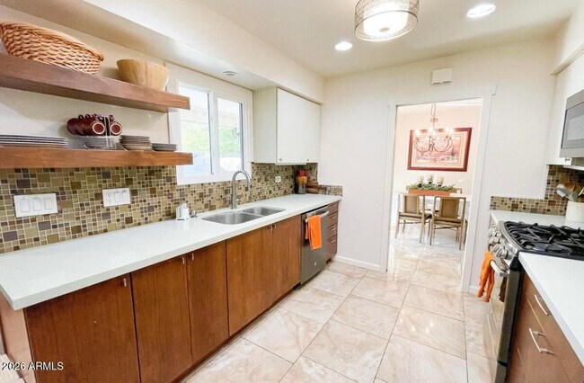 Photo - 1255 E Riviera Dr