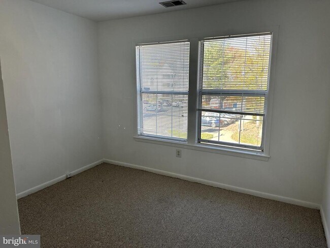 Photo - 102 Sequoia Ct Unit 6