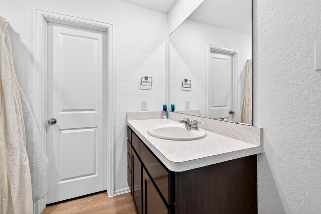 Photo - 7719 Cedar Birch Dr