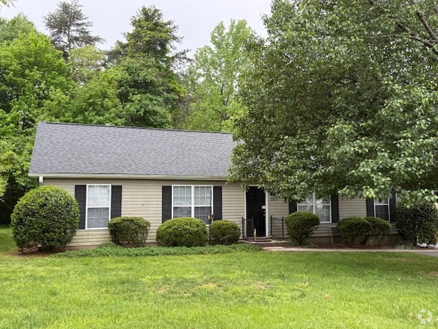 Building Photo - 3403 Whitehurst Rd Unit B Rental