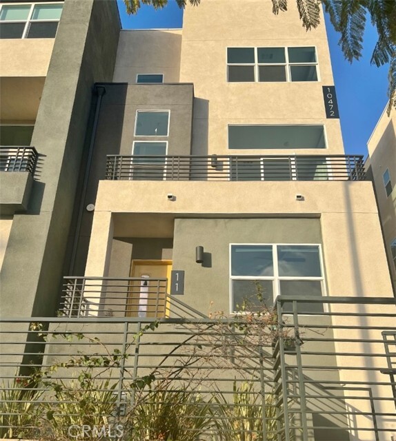 Photo - 10472 San Diego Mission Rd Townhome