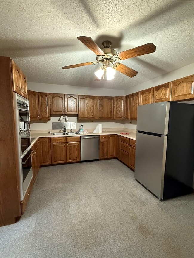 Photo - 8653 Reichl Dr