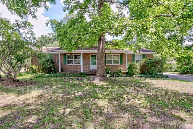 Building Photo - 5025 Pine Needles Dr Rental
