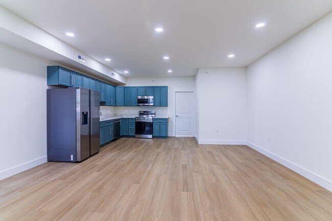 3956 Parrish St Unit C