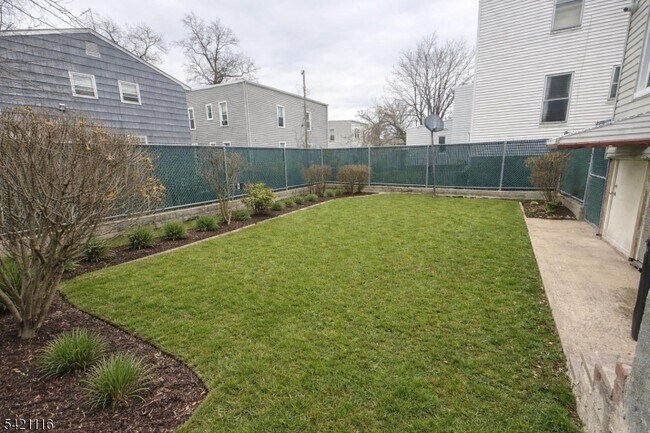 Photo - 138 Stuyvesant Ave.