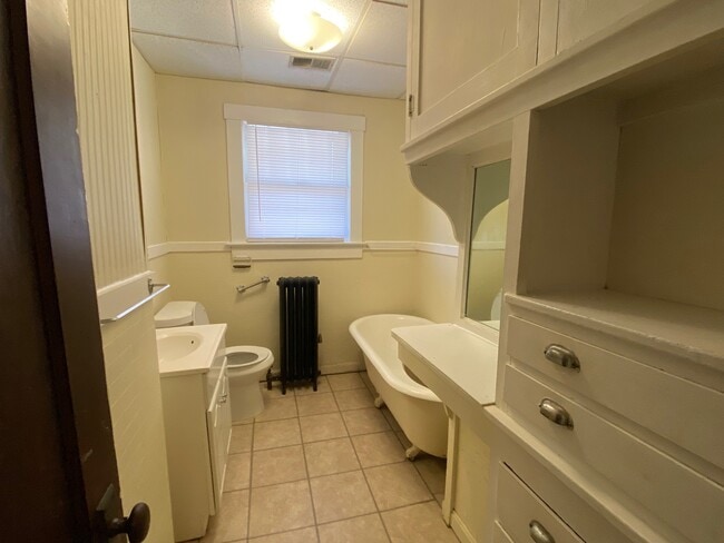 Photo - 1008 Monroe Ave Unit 2