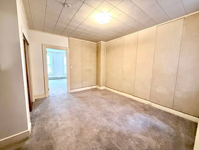 Photo - 463 Walnut St Unit 1