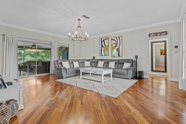 Photo - 3929 Lowson Blvd