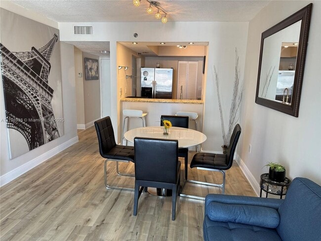 Building Photo - 850 N Miami Ave Unit W1801-W1801 Rental