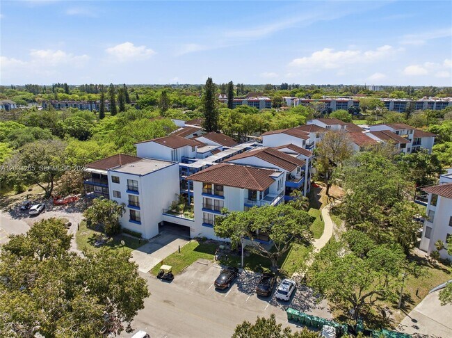 Photo - 6010 S Falls Cir Dr Unit 323