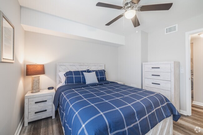 2BR, 2BA - 1,100SF - Second Bedroom
