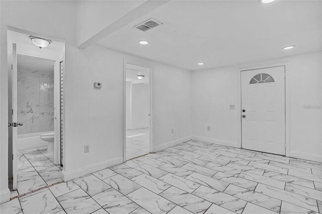 Photo - 906 Celery Ave