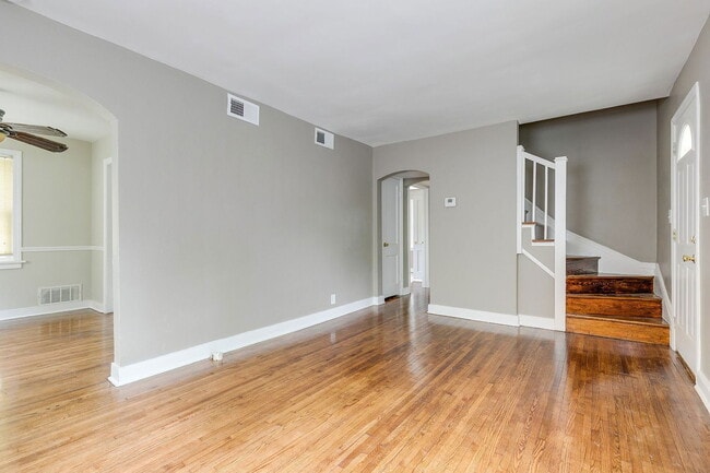 Photo - 3009 Napoleon St