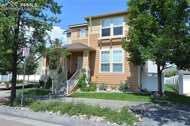Photo - 2202 Hanham Dr