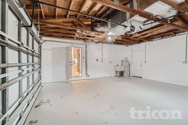 Photo - 1641 Patlin Cir N